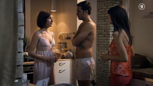 3810_Juliette_Kerstin_Raul_1 3810_Juliette_Kerstin_Raul_1
